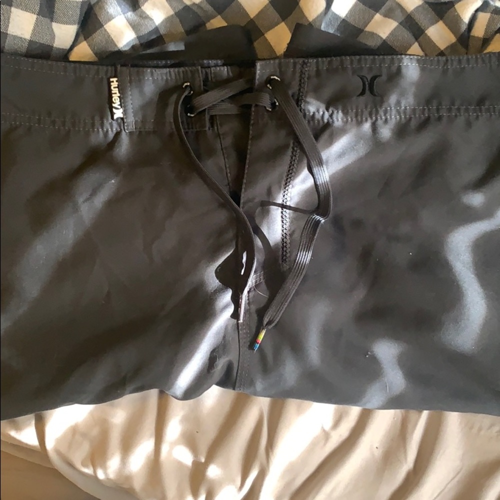 Men’s swimming trunks